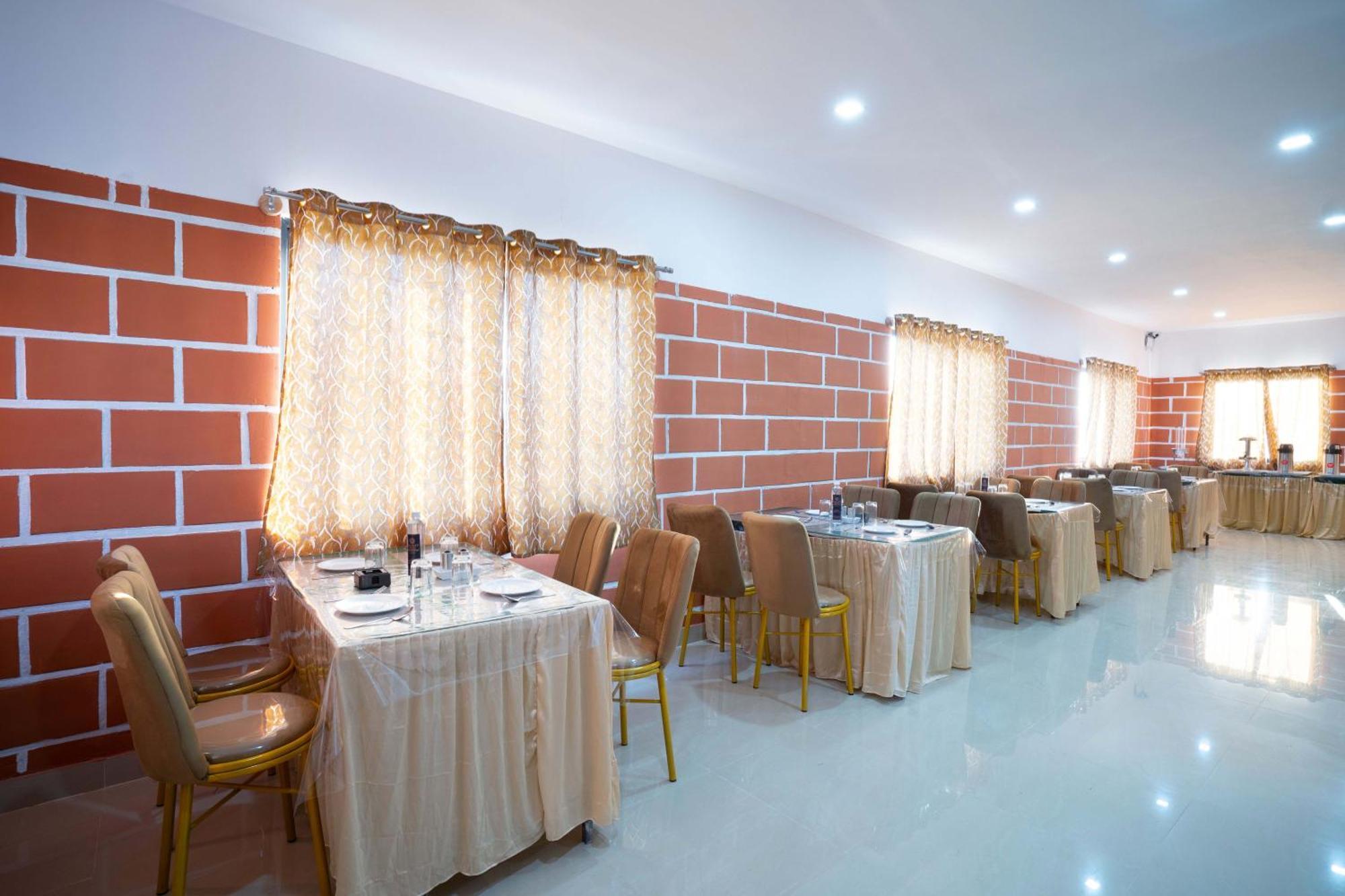 Treebo Galaxy Kings Suites, Hebbal بنغالور المظهر الخارجي الصورة