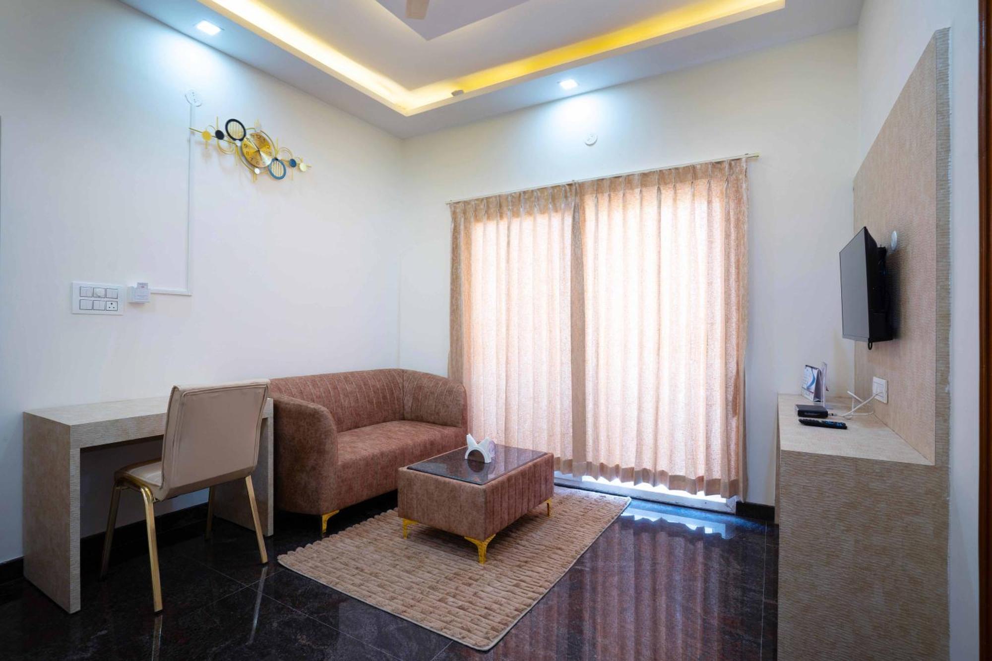 Treebo Galaxy Kings Suites, Hebbal بنغالور المظهر الخارجي الصورة